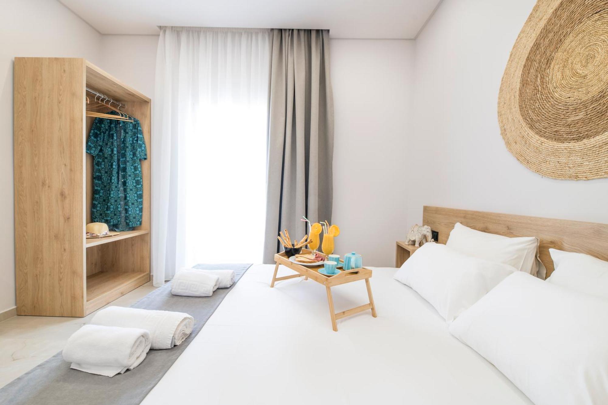 Sol Suites Pefkochori Exterior photo